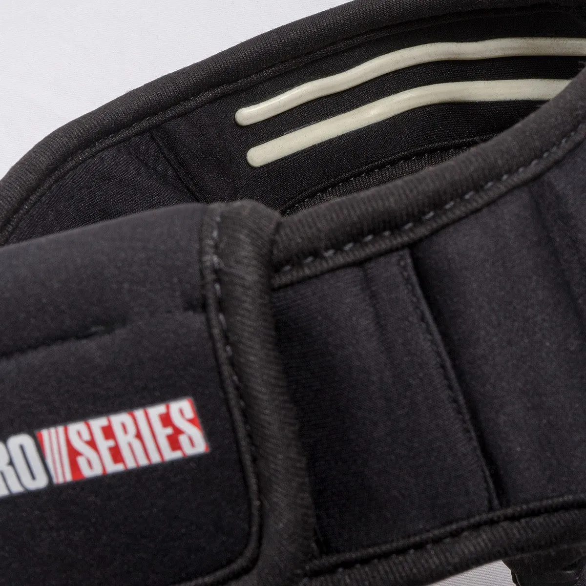 21636 PROSERIES EAR GUARD 2.0
