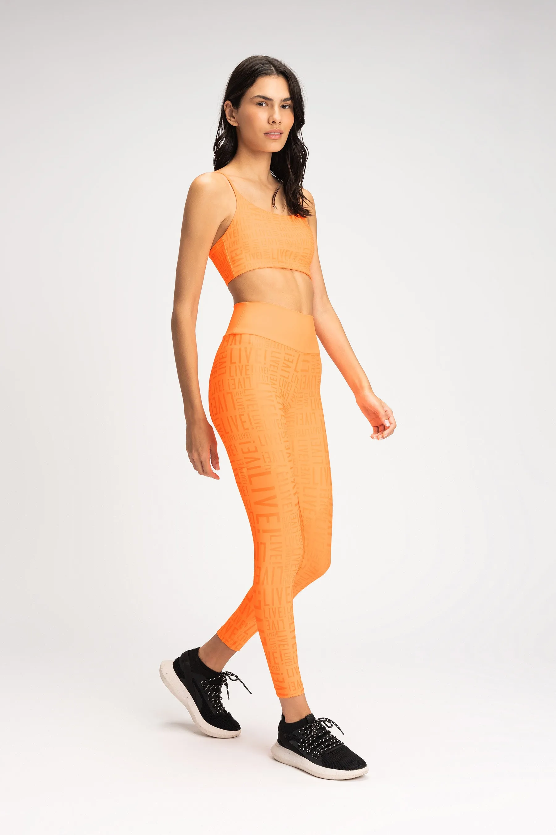 LIVE! Essential Body Curve Low Sports Bra