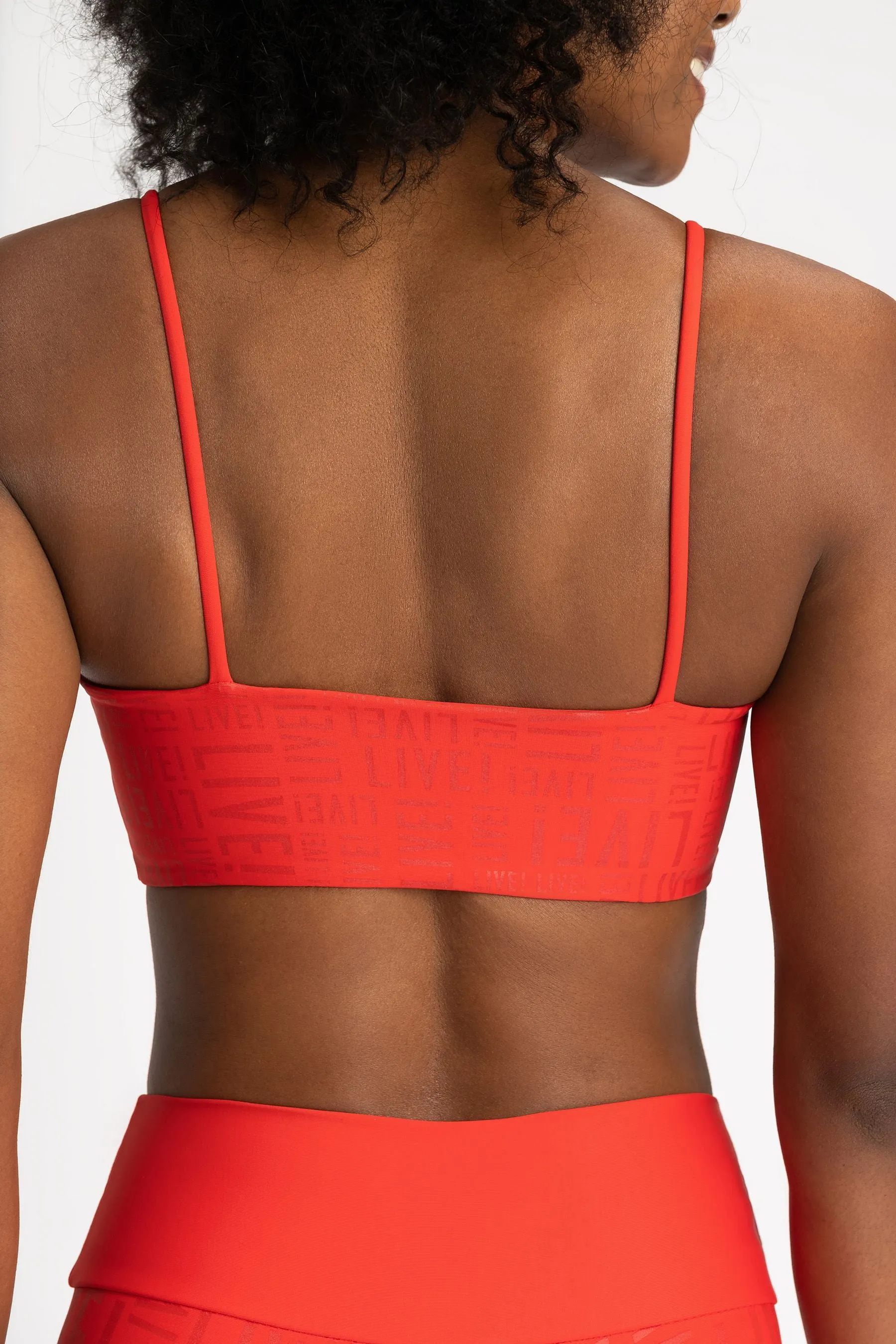 LIVE! Essential Body Curve Low Sports Bra